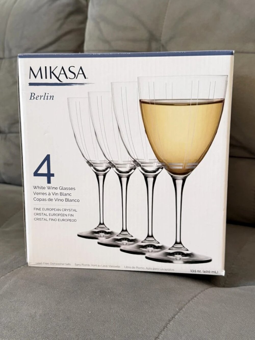 Mikasa Berlin Set of 4 White Wine Glasses European Crystal New in Box